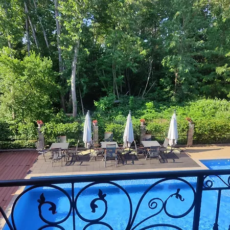 Park And Pool Apostolovi * Nesebăr